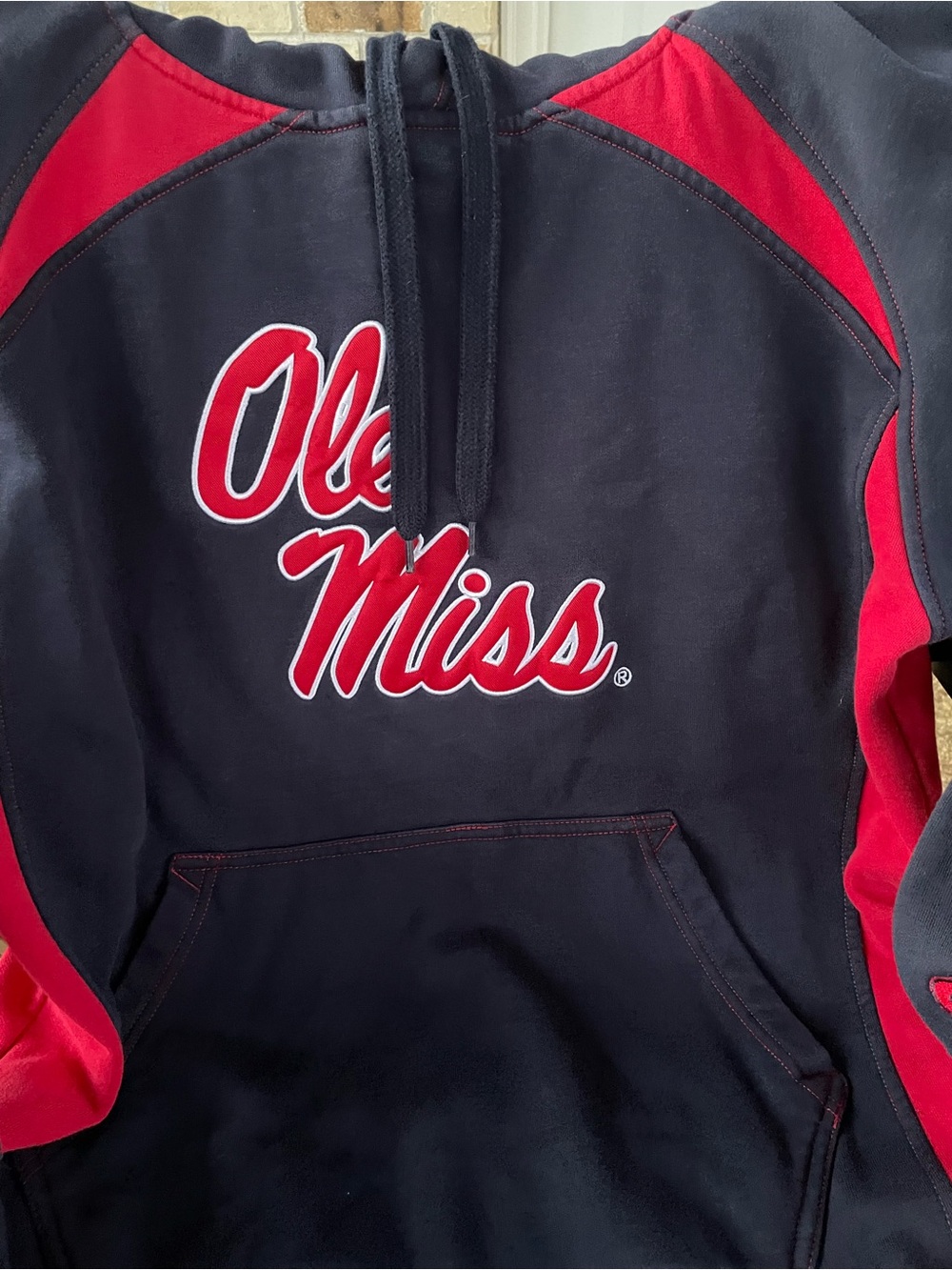 Men’s Navy & Red Pullover Hoodie Size Xl